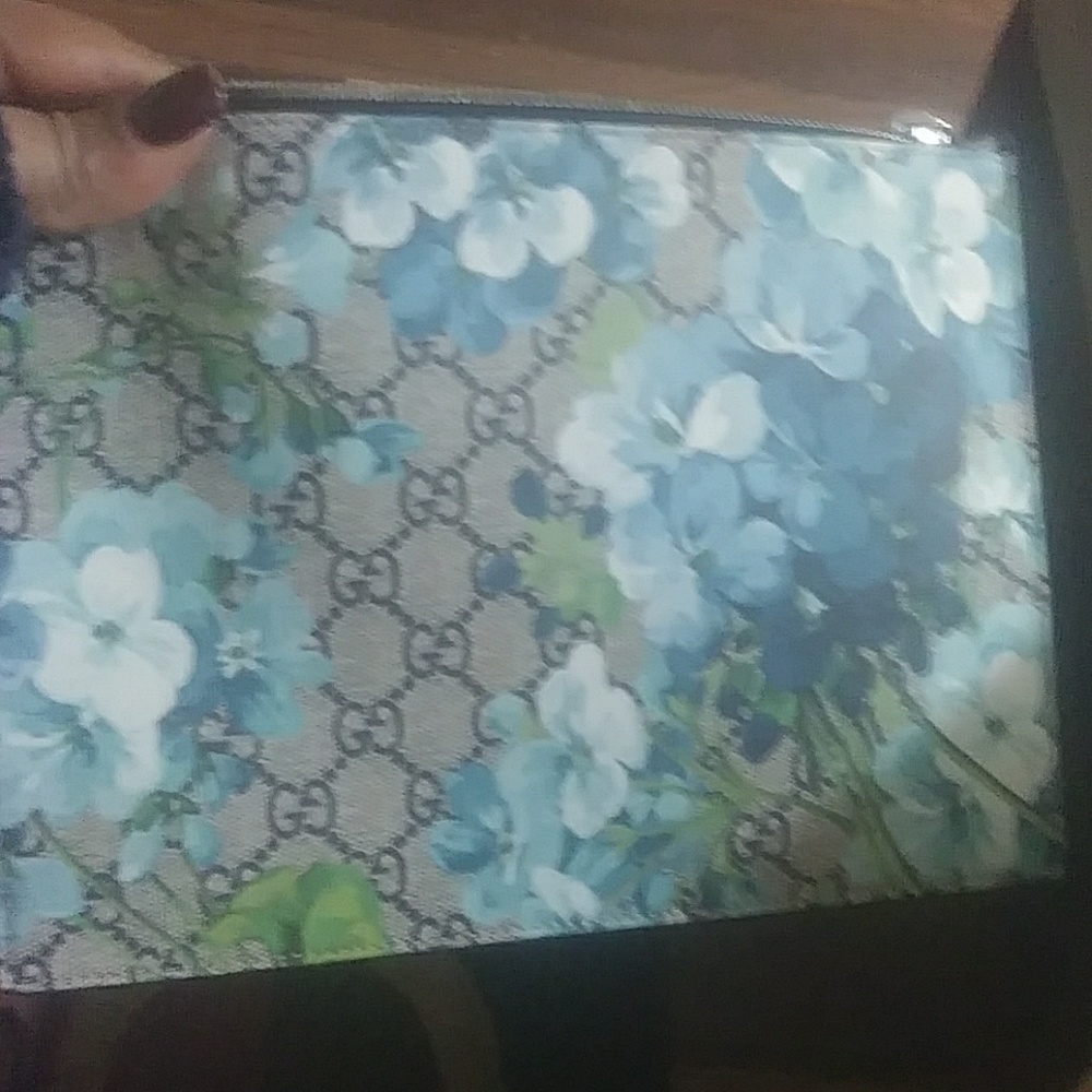 Gucci small clutch